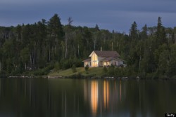 12 Secluded Homes That’ll Make Living In The Middle Of Nowhere Look Beautiful