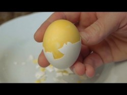 How to Scramble Eggs Inside Their Shell – YouTube