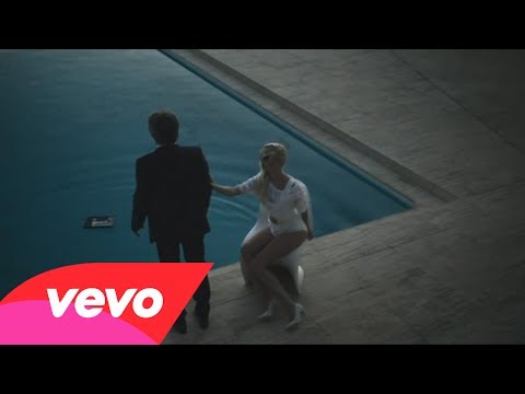 Hurts – Wonderful Life – YouTube