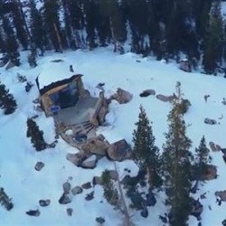 His Cabin Is Hidden On The Side Of A Mountain. When You See The Inside? Unbelievable! | Diply