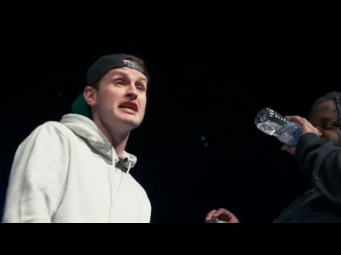 Hard Hitting Poet Doesn’t Hold Back At All During Rap Battle – YouTube