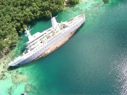 TIPS & TRICKS OF TRAVELs:  THE MOST SPECTACULAR SHIPWRECK