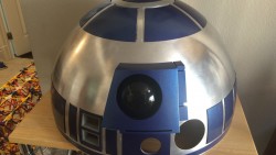 Assembling Astromechs with the R2-D2 Builders Club | StarWars.com