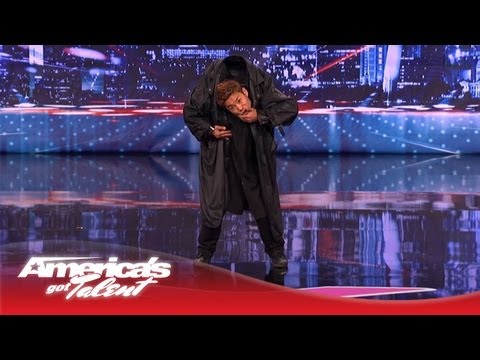 Kenichi Ebina Performs an Epic Matrix- Style Martial Arts Dance – America’s Got Talent – YouTube