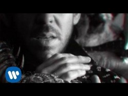 Linkin Park – Iridescent (Official Video) – YouTube