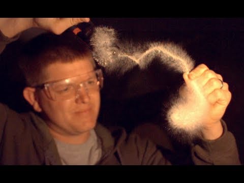 Mystery of Prince Rupert’s Drop at 130,000 fps – Smarter Every Day 86 – YouTube