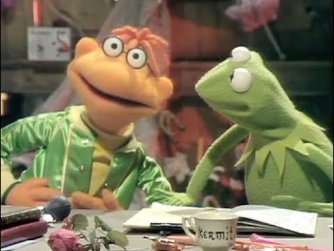 Eminem | My Name Is | Muppets Version – YouTube