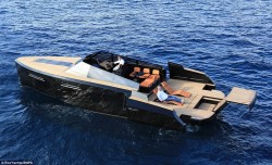 This $750K Shape-Shifting Speedboat Is Straight Out of Star Wars | Details