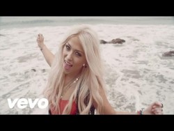 Amelia Lily – You Bring Me Joy – YouTube