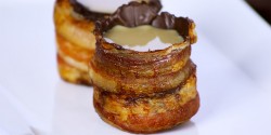 Bacon shot glasses dipped in chocolate and filled with whisky – vinepair.com