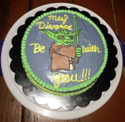 Guy had a party after his divorce hearing, new girlfriend got him this