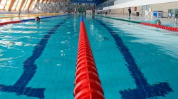 German swimming pool closed to male refugees after assaults on women — RT News