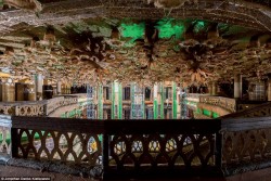 Inside the eerie wreckage of the Costa Concordia four years after it sank | Daily Mail Online