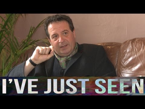 Interview: Mark Thomas at Edinburgh Fringe 2013: “100 Acts of Minor Dissent” – YouTube