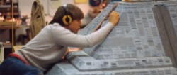 142 Behind-The-Scenes Photos Reveal Blade Runner’s Miniature World 