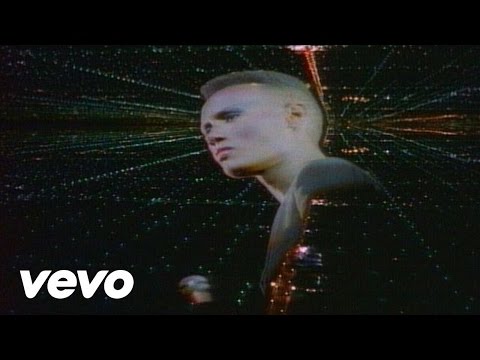 Grace Jones – Pull Up To The Bumper – YouTube