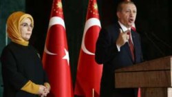 Turkey’s first lady praises Ottoman harem – BBC News