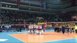 Turkish (Un)Delight: Istanbul V-ball fans spray Russian team with garbage & insults (VIDEO)  ...