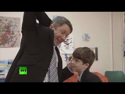 Jonathan Pie explains academies to a 5-year-old – YouTube