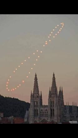 How the sun looks when you take a pictures at the same place and time every week for a year.