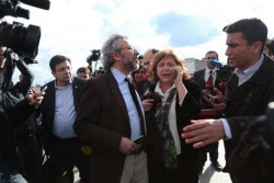 Cumhuriyet journalist Dündar escapes armed attack in Istanbul’s courthouse – CRIME