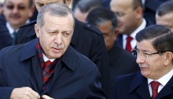 How mysterious new Turkish blog exposed Erdogan-Davutoglu rift – Al-Monitor: the Pulse of  ...