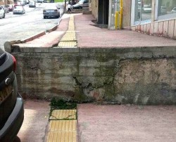A walking path for the blind on a pavement in Samsun, Turkey, paid for with EU grants!