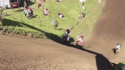 THAT is how you overtake in motocross