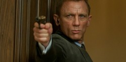 How Daniel Craig nearly broke James Bond film Skyfall with a pair of gloves – Entertainmen ...