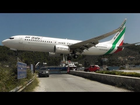 Skiathos, the Second St Maarten! Low Landings and Jetblasts – A Plane Spotting Movie – YouTube