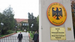 Germany shuts Ankara embassy amid fear of attack by Erdogan supporters | News | DW.COM | 14.09.2016