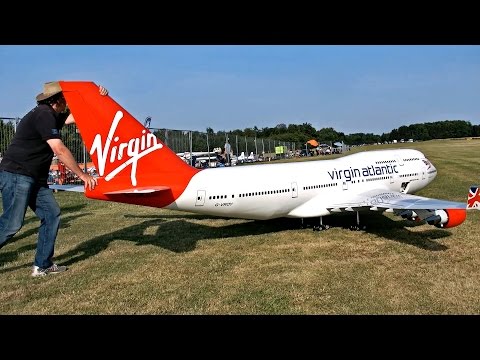 NEW BIGGEST RC AIRPLANE IN THE WORLD BOEING 747-400 VIRGIN ATLANTIC AIRLINER – YouTube