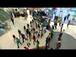 BEST FLASH MOB (my opinion) – YouTube