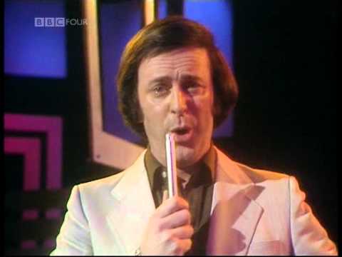 Terry Wogan – The Floral Dance – YouTube