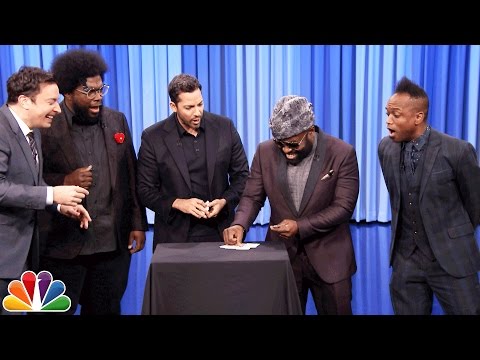 David Blaine Shocks Jimmy and The Roots with Magic Tricks – YouTube
