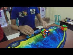 RUBIK’S CUBE WORLD RECORD 4.74 SECONDS – Mats Valk – YouTube