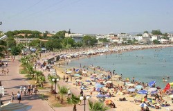 Blue Flag blow for Aegean beaches – Voices Newspaper