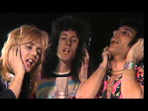 Queen – Somebody To Love (Official Video) – YouTube
