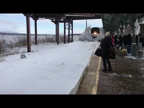 Amtrak Snow-mo Collision – YouTube