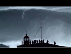 BIGGEST WAVE in the World surfed 100ft at 02:50min (REAL FOOTAGE)Carlos Burle Portugal – Y ...