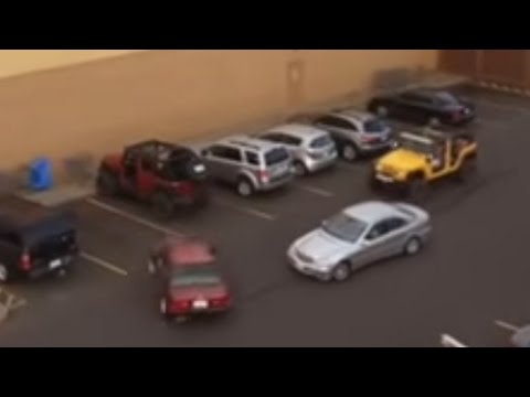 This Is What Happens When You Steal A Jeep’s Parking Spot – YouTube