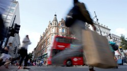 Turks in Britain worry about future of visa-free deal