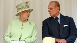 UK denies residency to British-born children of Greek-German couple