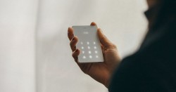 Anti-Smartphone: The World’s Most Minimalist Phone Designed To Be Used As Little As Possible | B ...