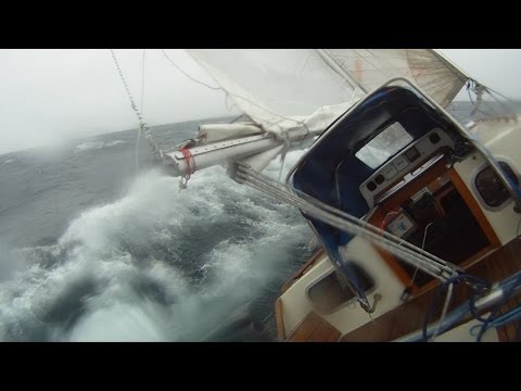A scary Heave to in heavy seas