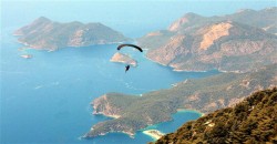 Russian tourist dies in parachute accident in Turkey’s Fethiye – LOCAL