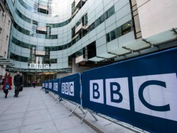 The BBC is worryingly close to becoming an arm of the Government, says its own former chair | Th ...