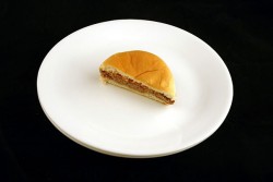 Photographic Series Showing What 200 Calories Looks Like in Different Foods