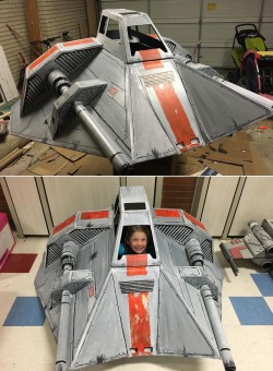 A father built a snow speeder out of cardboard for his daughter.