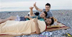 Locals, tourists sleep by sea due to soaring temperatures, humidity in Turkish resort Antalya &# ...